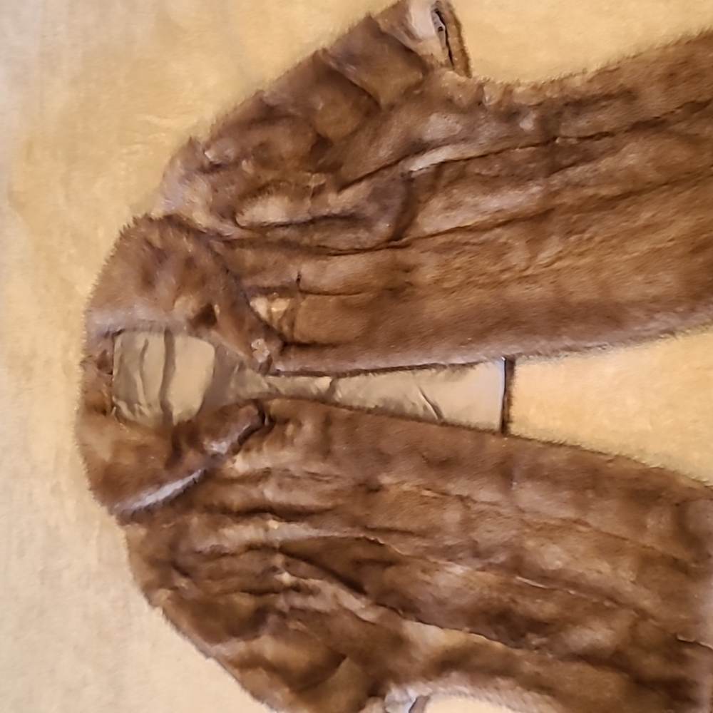 Fur shawl/cape